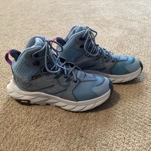 NEW Hoka Anacapa Mid GTX women’s hiking boots